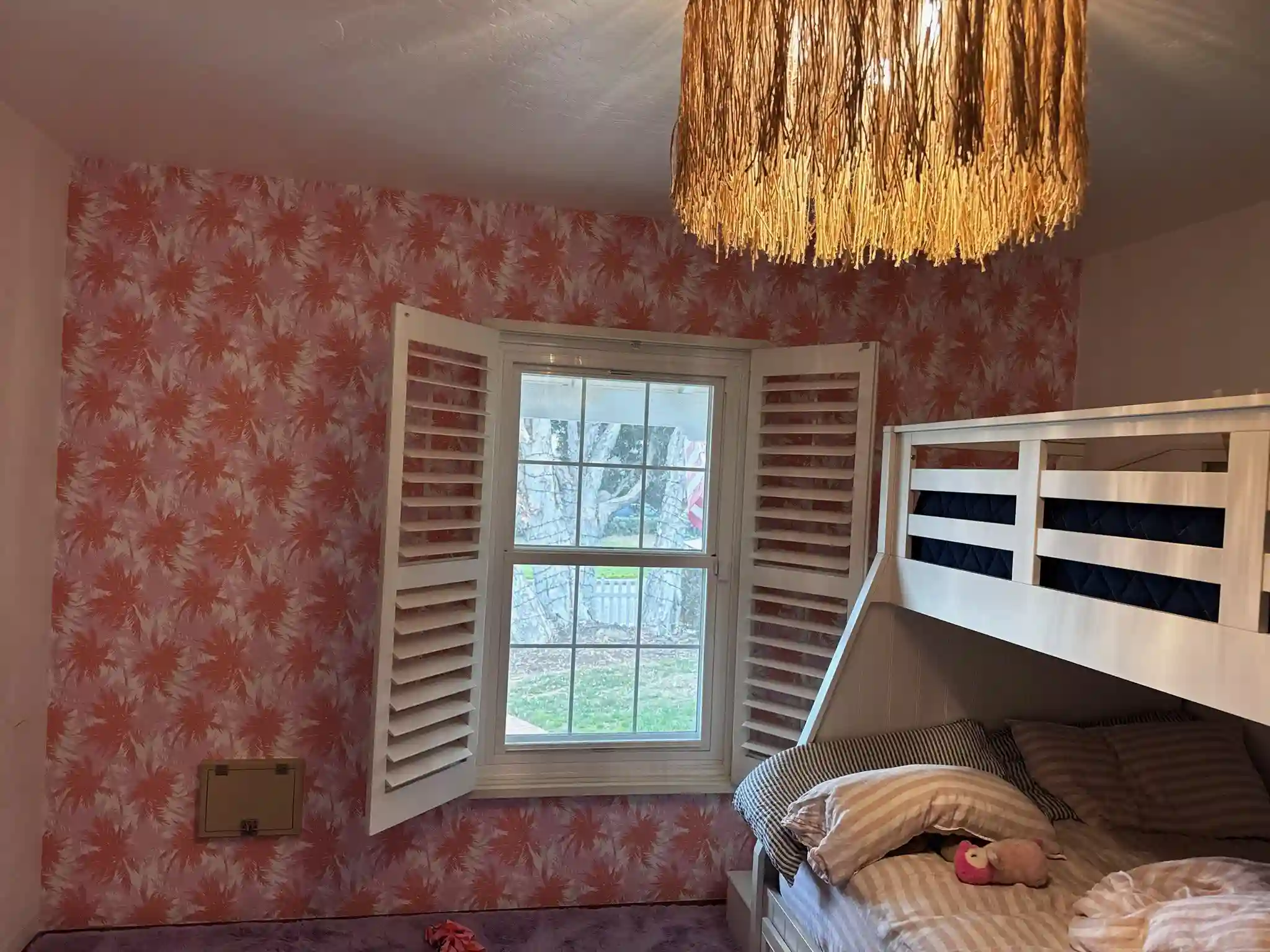 Wallpaper installation in Pearland, TX